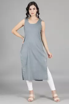 HAND EMBROIDERED LUCKNOWI CHIKANKARI GREY GEORGETTE KURTA WITH SLIP
