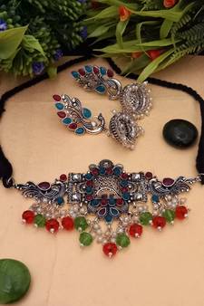 Black necklaces