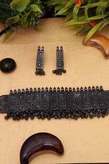 Black necklaces