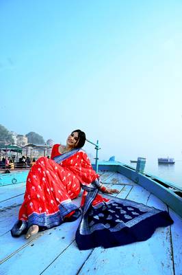 Red woven georgette saree with blouse 3