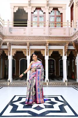 Pink woven kanchipuram silk blend saree with blouse 4
