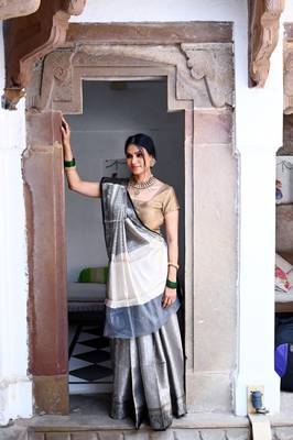 Black woven Faux kanchipuram silk saree with blouse 1