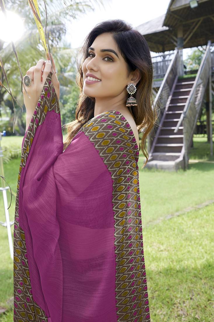 Pink Plain Chiffon Saree With Blouse