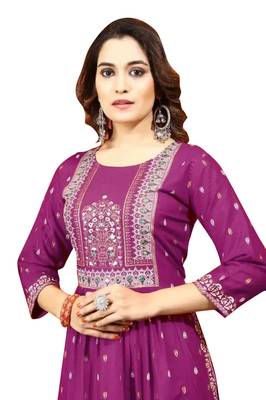 Heavy Rayon Nayra Cut Foil Work Kurti 2