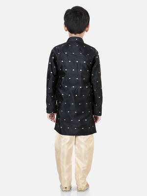 BownBeeFull SleeveSilk Blend Sherwani - Black 4