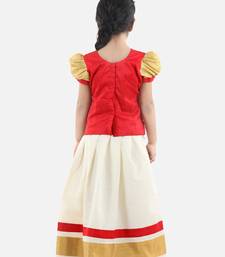 BownBee GirlsHalf Sleeve South Indian Pavda Pattu Lehenga- Red