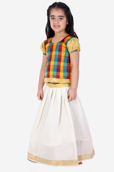 BownBee GirlsHalf Sleeve South Indian Pavda Pattu Lehenga- Multi
