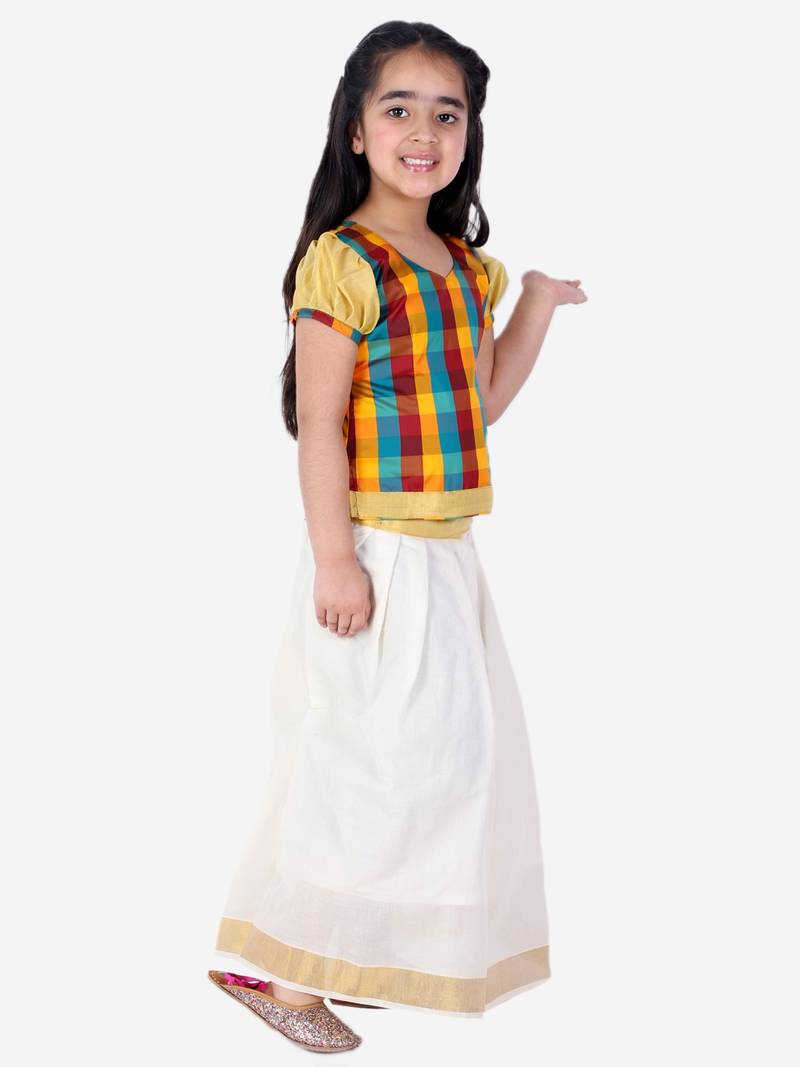 BownBee GirlsHalf Sleeve South Indian Pavda Pattu Lehenga- Multi