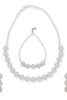 Multicolor necklaces