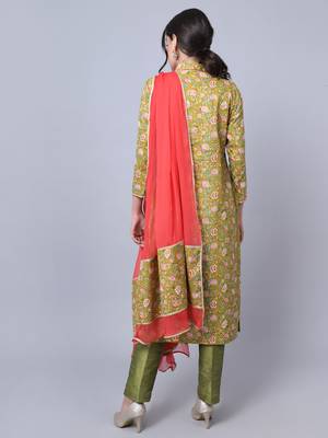 Mehendi Green Floral Kurti with Straight Pants and Dupatta 2