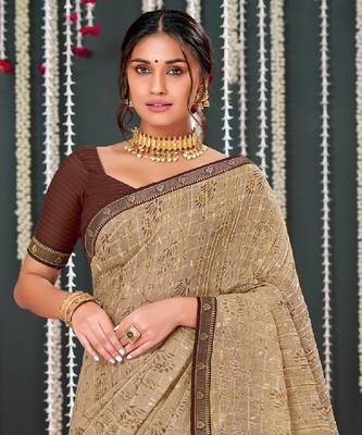 Beige Crushed Brasso Saree With Foil Print And Zari Border 2