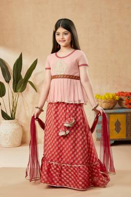 Red embroidered banarasi silk stitched lehenga 2