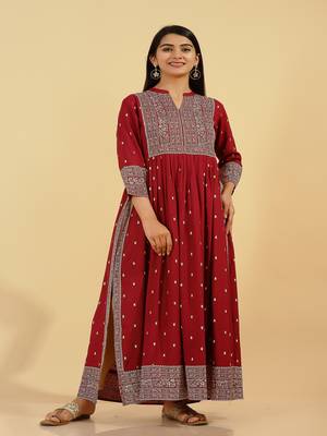 Kipek Womens rayon Printed A-line Kurta (Maroon) 1