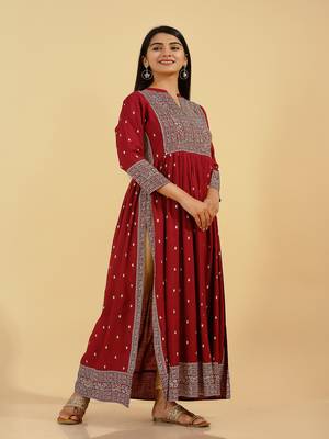 Kipek Womens rayon Printed A-line Kurta (Maroon) 3