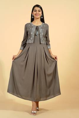 Kipek Womens Rayon Solid Flared Kurta jacket set (Grey) 1