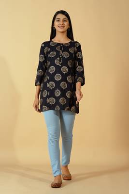Kipek Womens Rayon Printed straight Tunic (Black) 3