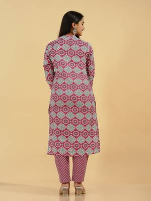 Kipek Womens Cotton Printed Straight Kurta set (Purple) 2