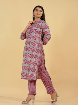 Kipek Womens Cotton Printed Straight Kurta set (Purple) 3
