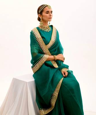 Emerald Green Hand Embroidered Gota Patti Bridal Saree Set 6
