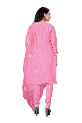 Pink embroidered organza salwar 6