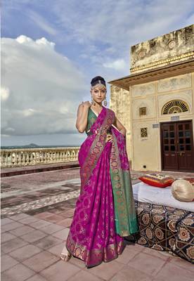 Magenta woven silk saree with blouse 1