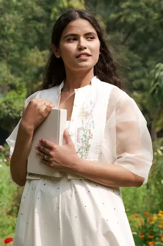 Ivory Eliza Crop Jacket 