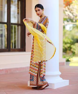 Yellow Gold stripped dupatta  3