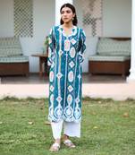 Printed Lawn Kurta, with resham ari embroidery and crochete lace detailing.