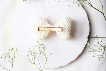 CHOKO Off White Bow Detailing Hairclip - Handmade 3