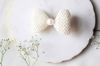 CHOKO Off White Bow Detailing Hairclip - Handmade 4