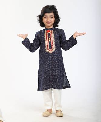 Linen Kurta Set, Embellishment With Pompom Along With Ivory  Pyjama 1