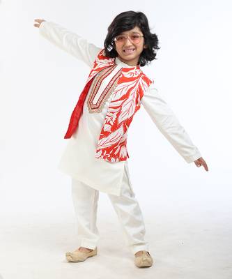 3 Pcs Linen  Kurta Set  With Floral Pure Cotton Full Sleeves Jackat And Pyjama 5