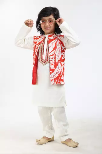 3 Pcs Linen  Kurta Set  With Floral Pure Cotton Full Sleeves Jackat And Pyjama