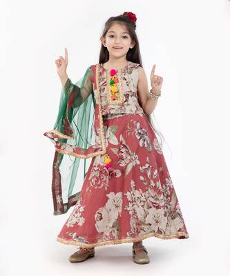 100% Pure Linen Lehenga Set With Heavy Embellised Blouse And Contrast Dupatta   2