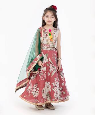 100% Pure Linen Lehenga Set With Heavy Embellised Blouse And Contrast Dupatta   3