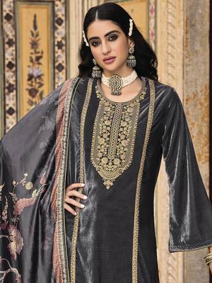 Grey embroidered velvet salwar 4