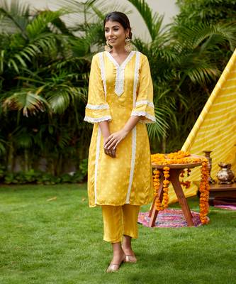 Yellow Bandhani Crochet Lace Kurta 5