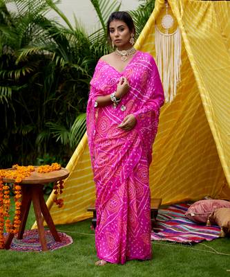 Fuschia Bandhani Saree 2