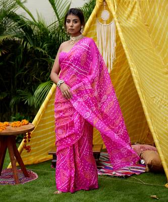Fuschia Bandhani Saree 3
