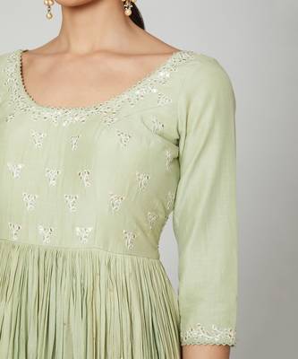 Thread Embroidered Sage Green Anarkali 3