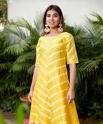 Yellow hilo leheriya long Kurti with bhandhej palazzo 5
