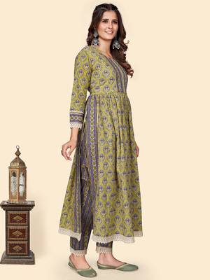 Vbuyz Women'S Print & Gota Patti Straight Cotton Olive Stitched Kurta Pant With Dupatta 6