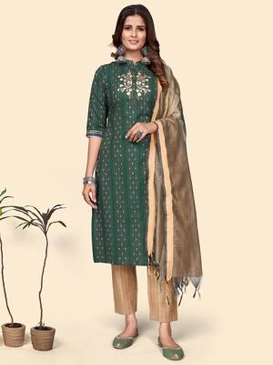 Vbuyz Women'S Print & Embroidered Straight Cotton Blend Green Stitched Kurta Pant With Dupatta 1