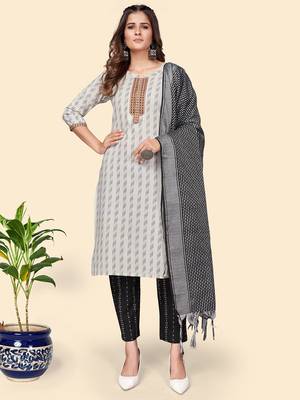 Vbuyz Women'S Printed Straight Cotton Blend White Stitched Kurta Pant With Dupatta 1
