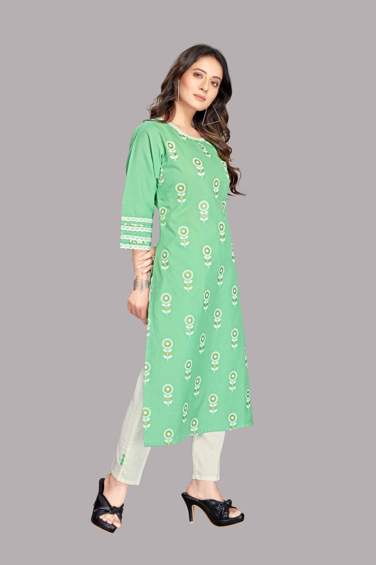 Style Samsara Women Kurta and Lurex Pant Set