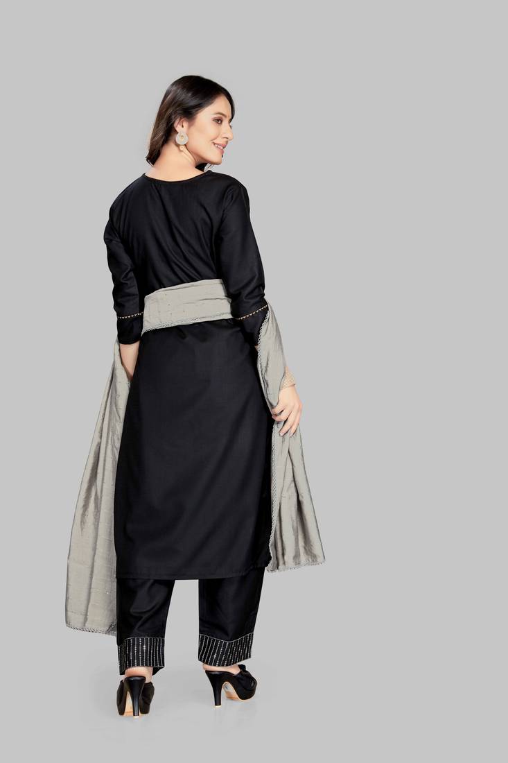 Style Samsara Cotton Blend Embroidered Kurta, Pant and Dupatta Set