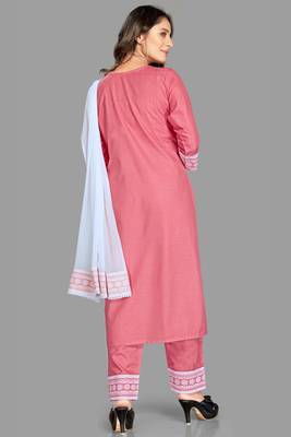 Style Samsara Cotton Blend Printed Kurta, Pant and Dupatta Set 5