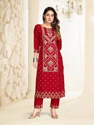 Style Samsara Kurta and Pant Set With Antique Print 1