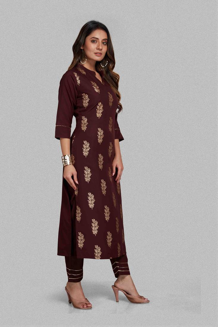 Style Samsara Foil Printed Crepe Straight kurta pant set