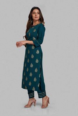 Style Samsara Foil Printed Crepe Straight kurta pant set 3